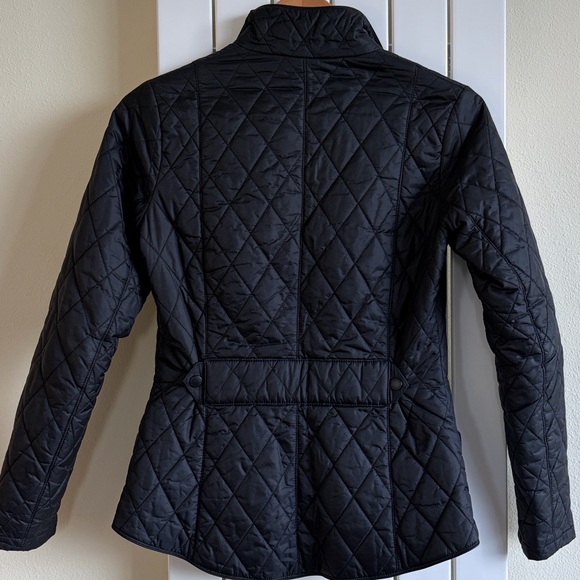 Barbour Women's Flyweight Cavalry Quilted Jacket - Picture 7 of 14